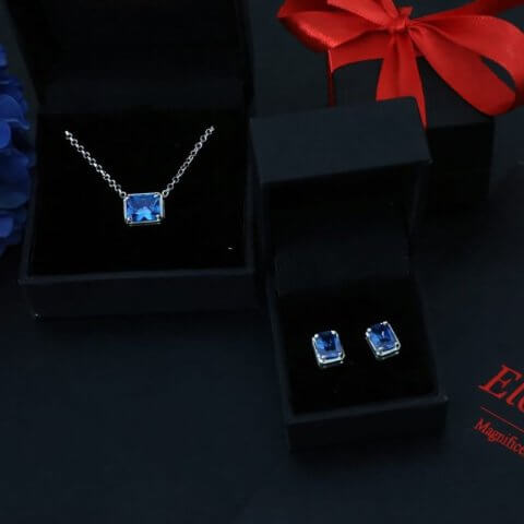 Carol Blue Topaz Jewellery Set